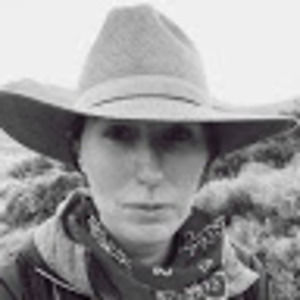 Meet your Posher, Kika